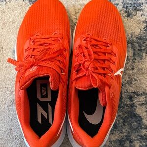 Nike Air Zoom Pegasus 39 Orange  Athletic Shoes Women’s 9